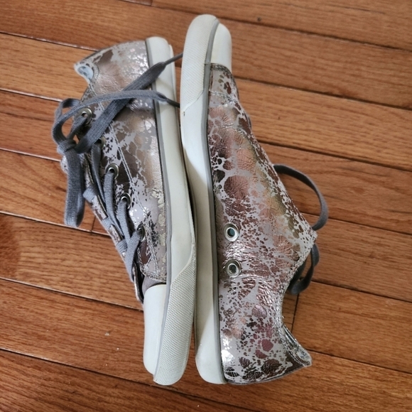 Jessica Simpson Carbon Splatter Metal Sneakers - Picture 2 of 6